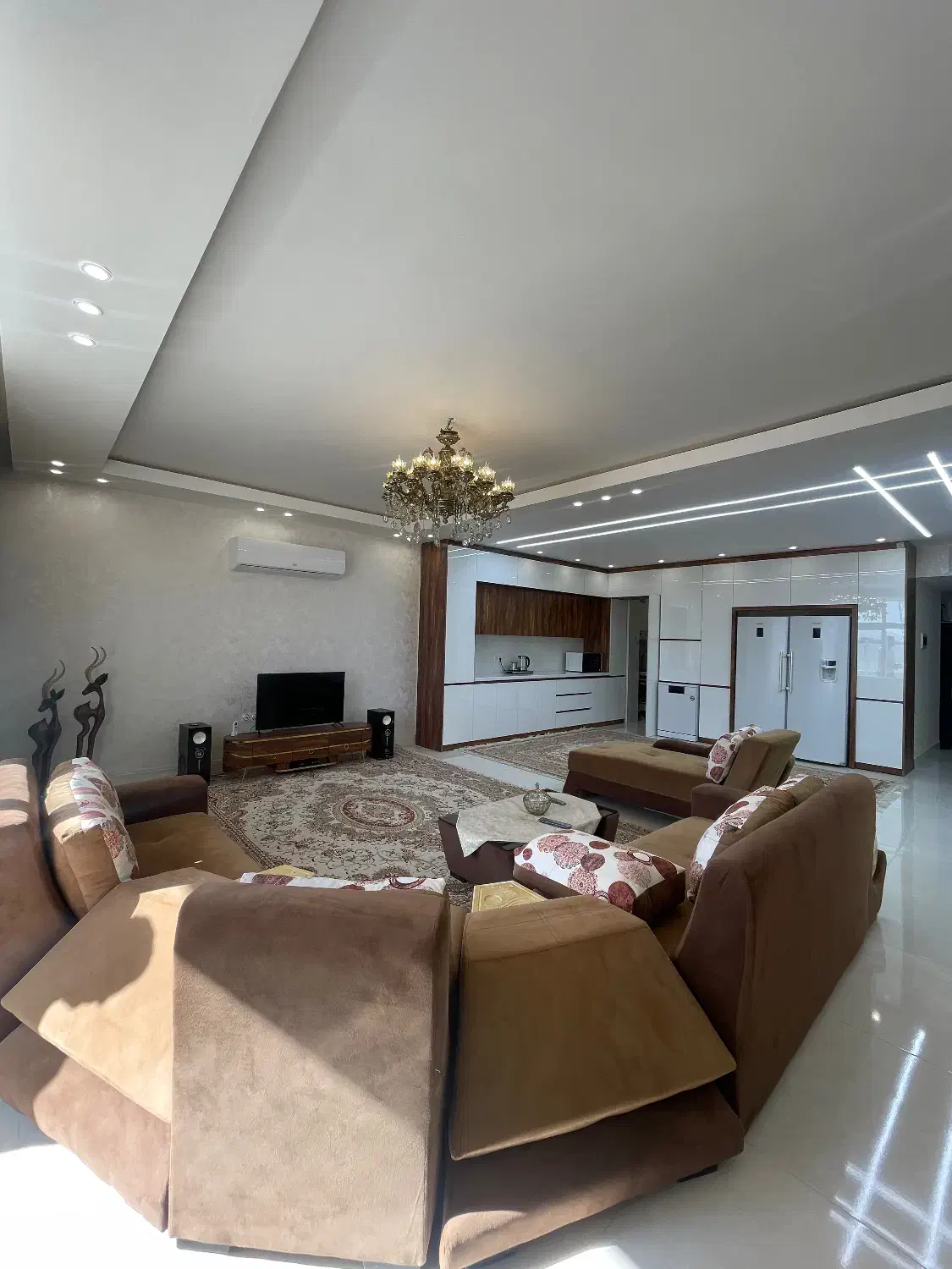 فروش آپارتمان نوساز خیابان خاتم قابل معاوضه|فروش آپارتمان|آباده, |دیوار