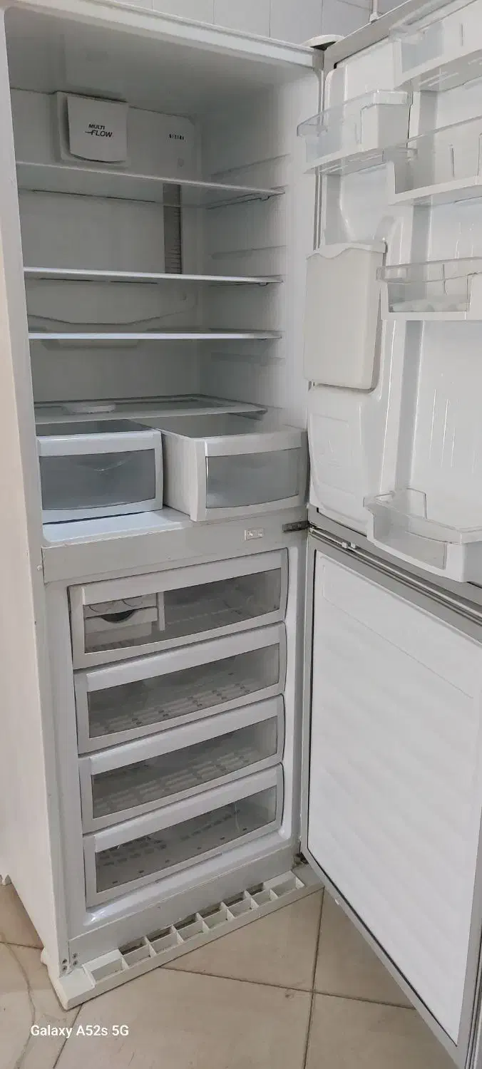 ی خ چ ا ل الکترواستیل نقره ای|یخچال و فریزر|یزد, |دیوار