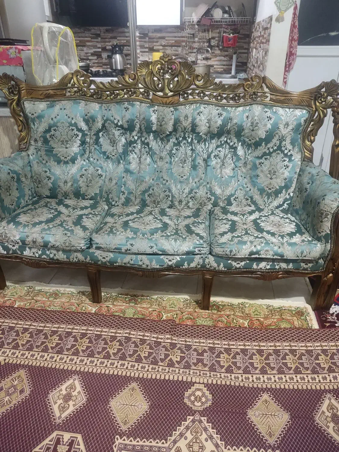 مبل سلطنتی|مبلمان خانگی و میز عسلی|رشت, عینک|دیوار