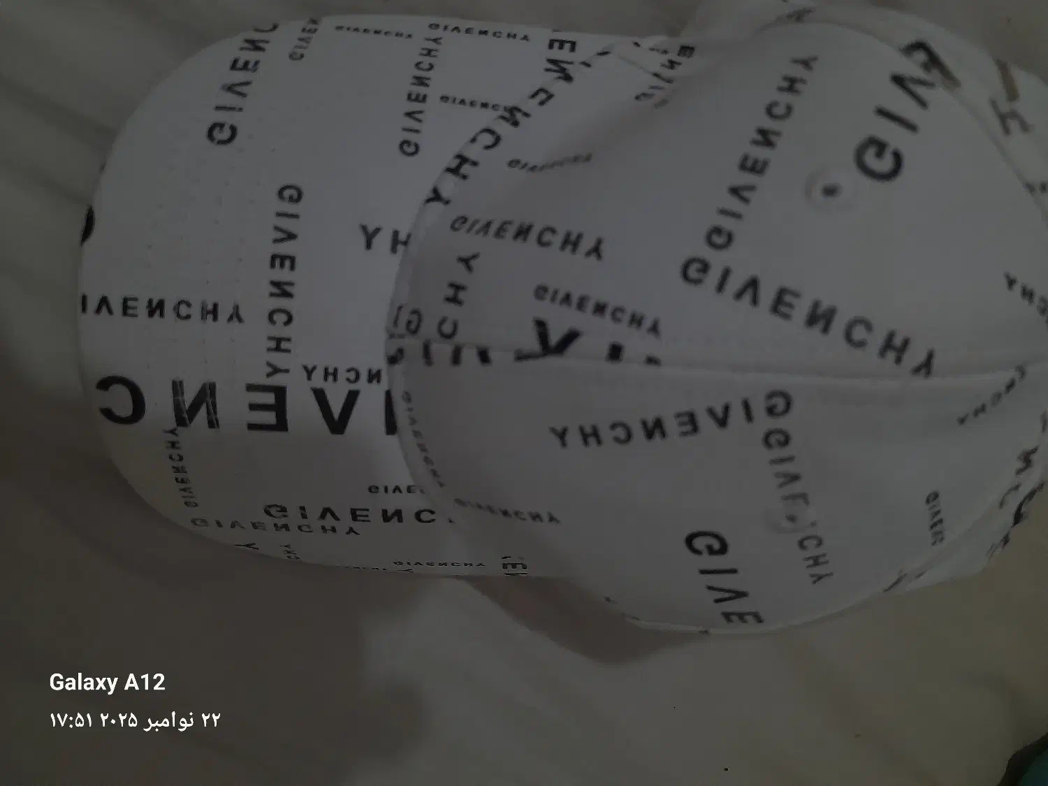 کلاه|لباس|پرند, فاز ۴|دیوار