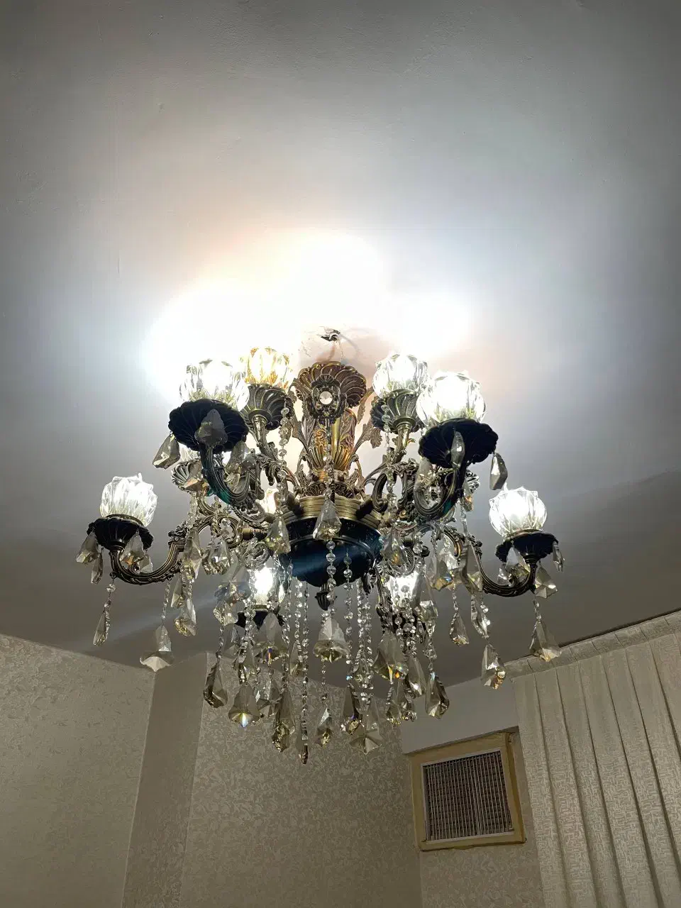 لوستر ۶ شاخه ۱۲ شعله برنجی سنگین|لوستر و چراغ آویز|تهران, قصر فیروزه ۲|دیوار