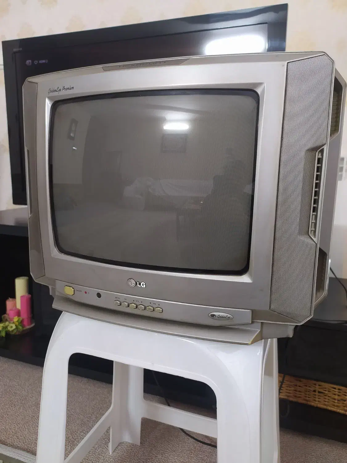 تلویزیون 14 اینچ ال جی|تلویزیون و پروژکتور|قم, پردیسان|دیوار