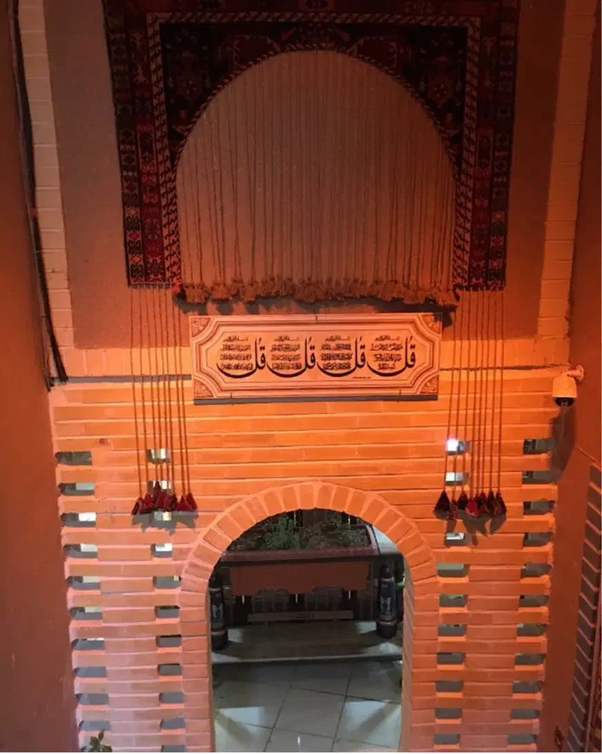 اجاره سفره خانه سنتی وفا|اجارهٔ مغازه و غرفه|قم, چهار مردان|دیوار