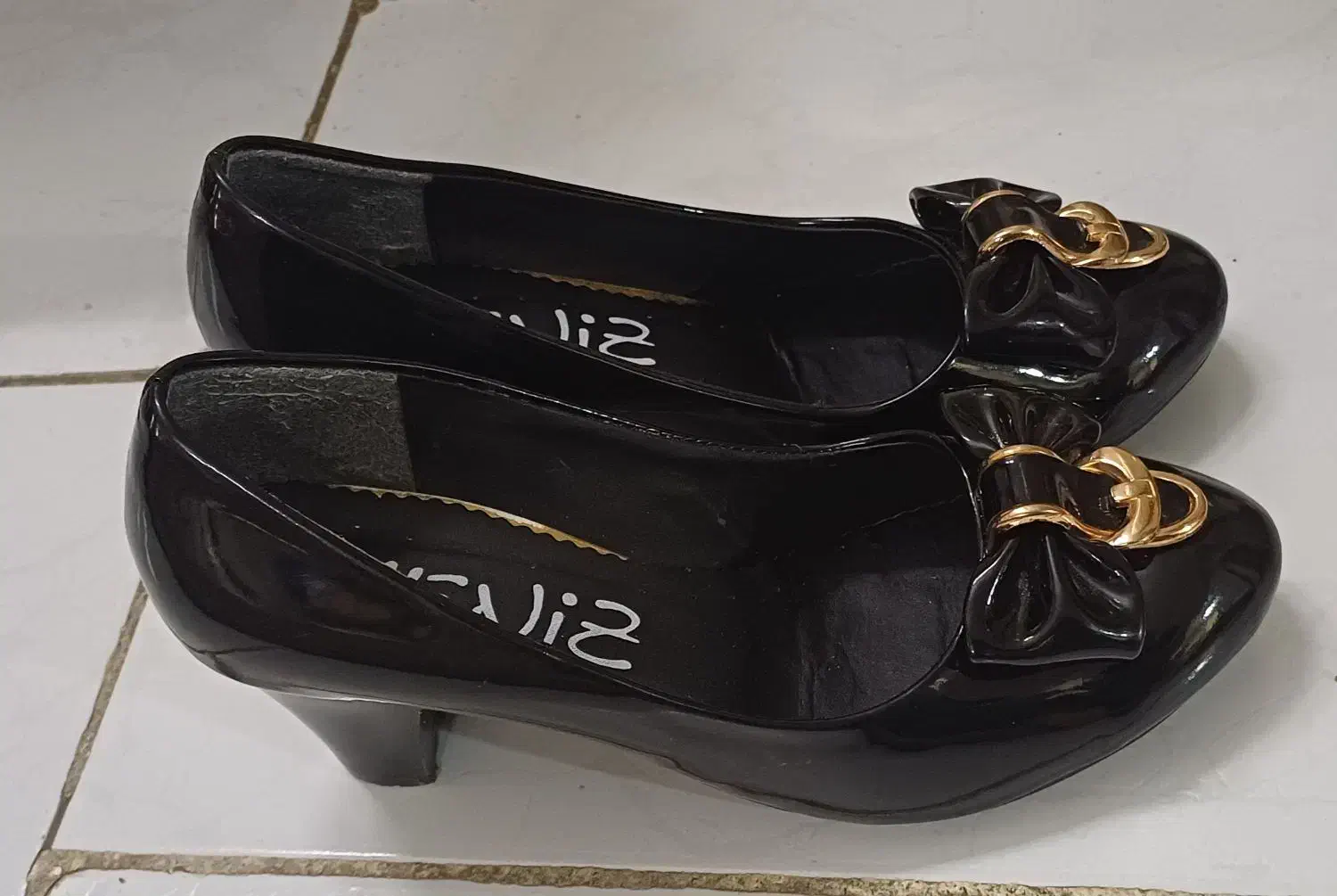 چهار جفت کفش|کیف، کفش، کمربند|تهران, شهرک ولیعصر شمالی|دیوار