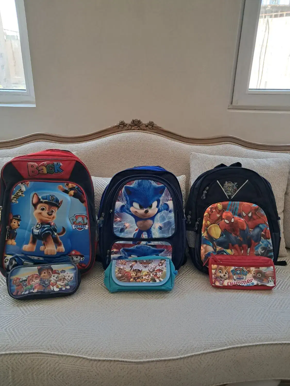 کیف مدرسه|کیف، کفش، کمربند|تبریز, |دیوار