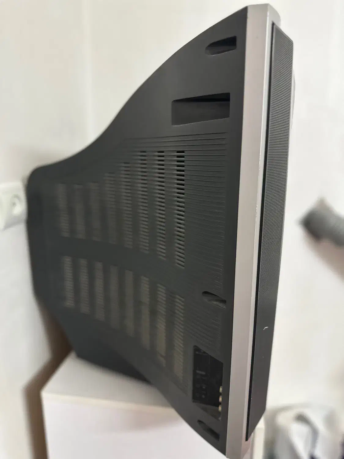 تلوزیون با زیر تلوزیونی|تلویزیون و پروژکتور|گنبد کاووس, |دیوار