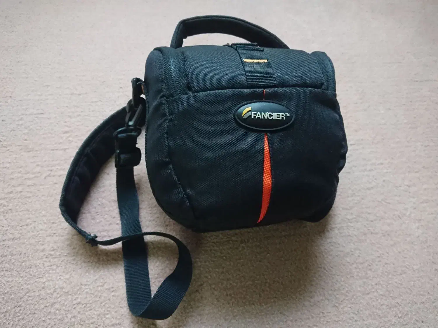 دوربین عکاسی سونی Sony DSC-HX100V|دوربین عکاسی و فیلمبرداری|محمدیه-قزوین, |دیوار