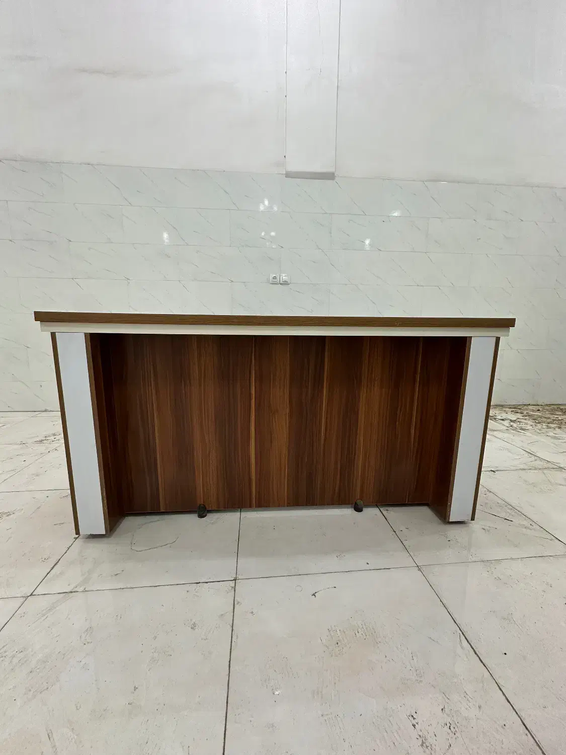 میز اداری|دفتر کار|ملایر, |دیوار