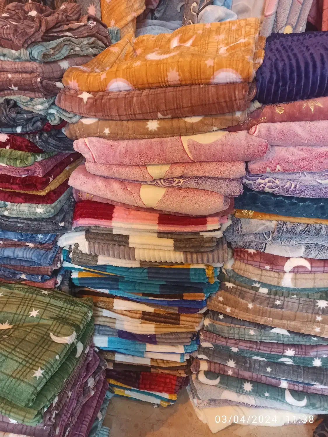 تشک مهمان تشک مسافرتی  پتو مسافرتی شب نما ساده|حراج|کازرون, |دیوار