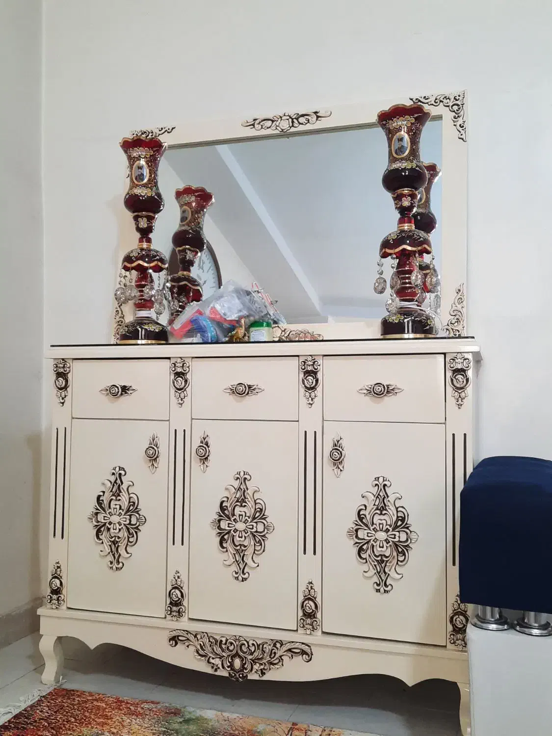 اینه کنسول و میزتی وی در حد نو|بوفه، ویترین، کنسول|صفادشت, |دیوار