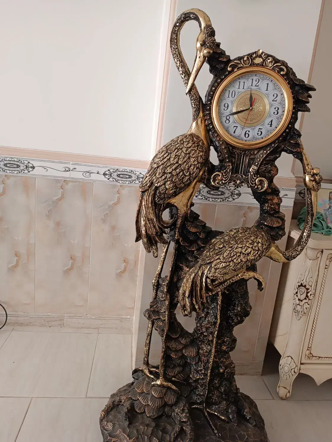 ساعت پایه دار|ساعت دیواری و تزئینی|قدس, شهرقدس|دیوار