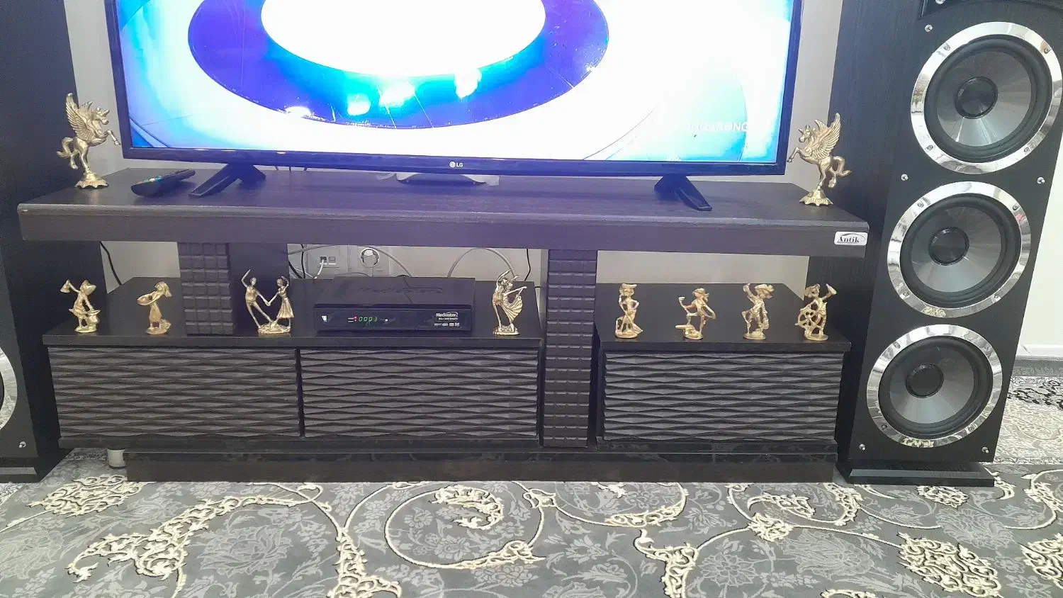 میزتلویزیون و جاکفشی|میز تلویزیون|تهران, خزانه|دیوار