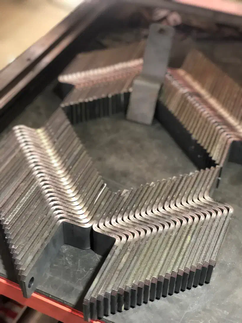 اپراتور لیزر|استخدام صنعتی، فنی، مهندسی|قدس, شهرک صنعتی گلگون|دیوار