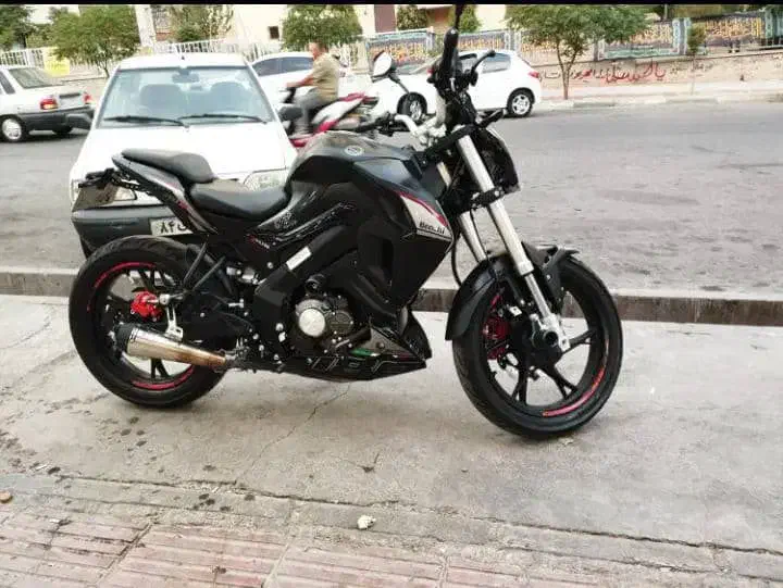 بنلی 180S|موتورسیکلت|پرند, فاز ۶|دیوار