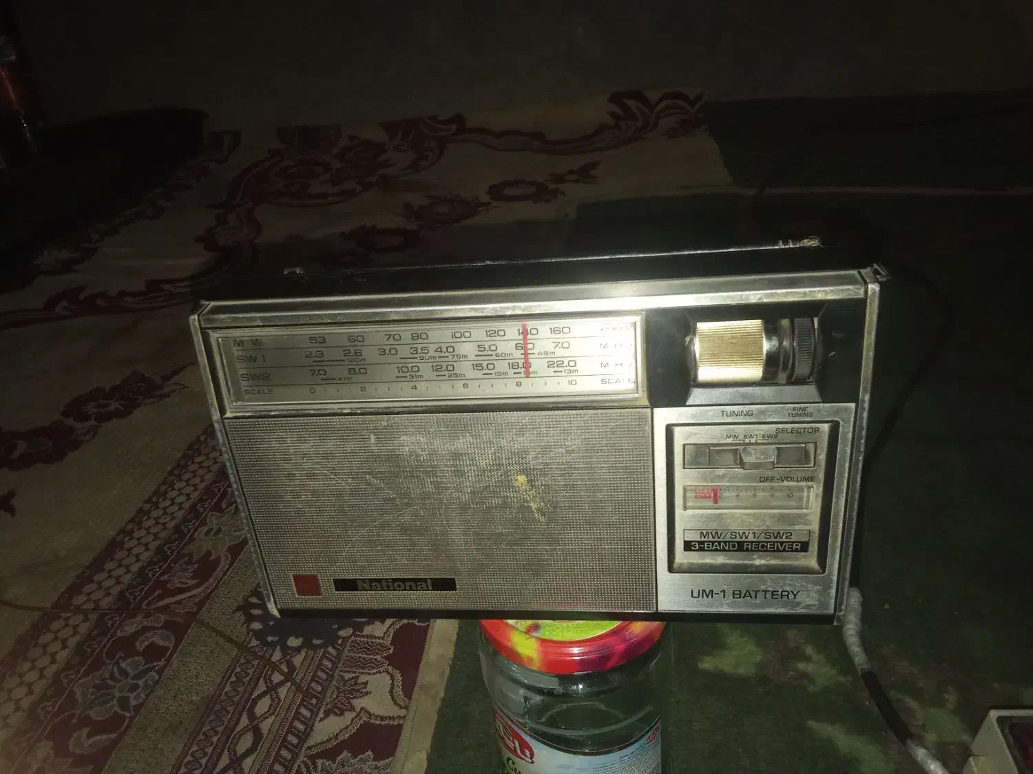 رادیو قدیمی سالم|کلکسیون اشیاء عتیقه|سیب و سوران, |دیوار