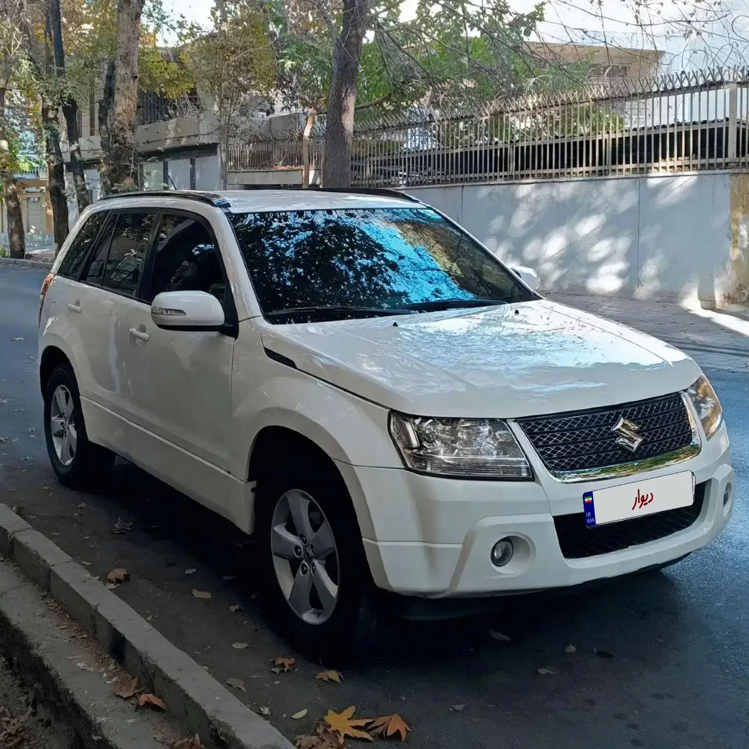 سوزوکی ویتارا ژاپن درحدصفر اتوماتیک 2400 فول‌آپشن|خودرو سواری و وانت|اصفهان, مهدیه|دیوار