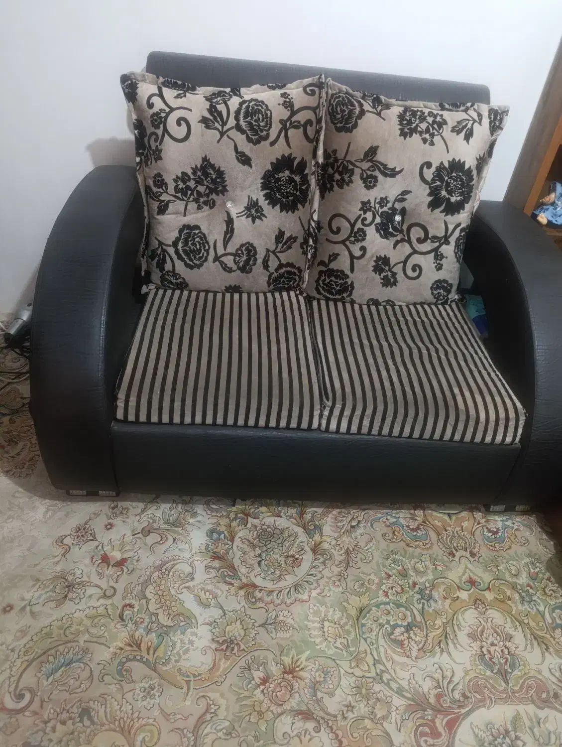 مبل راحتی 7نفره|مبلمان خانگی و میز عسلی|بیرجند, |دیوار