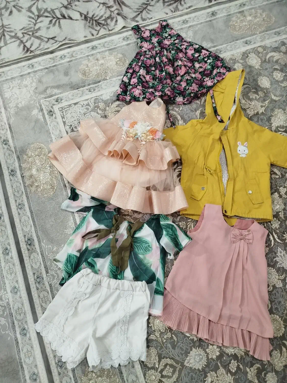 لباس|لباس|محمدیه-قزوین, |دیوار