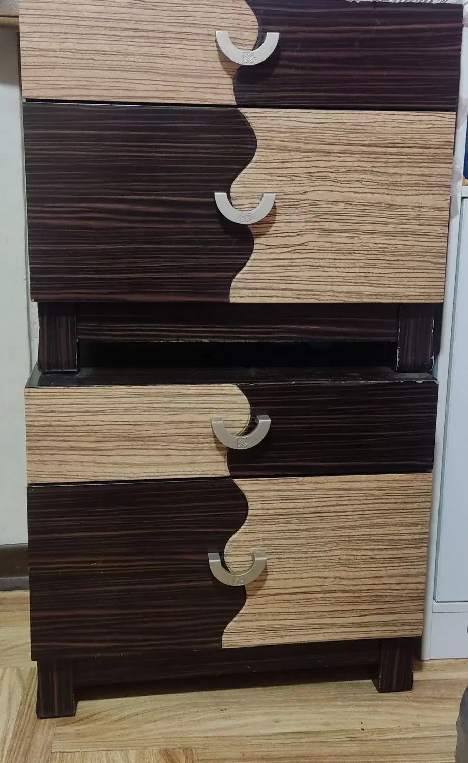 تخت با ۲تا عسلیاش|تخت و سرویس خواب|تهران, خاک سفید|دیوار