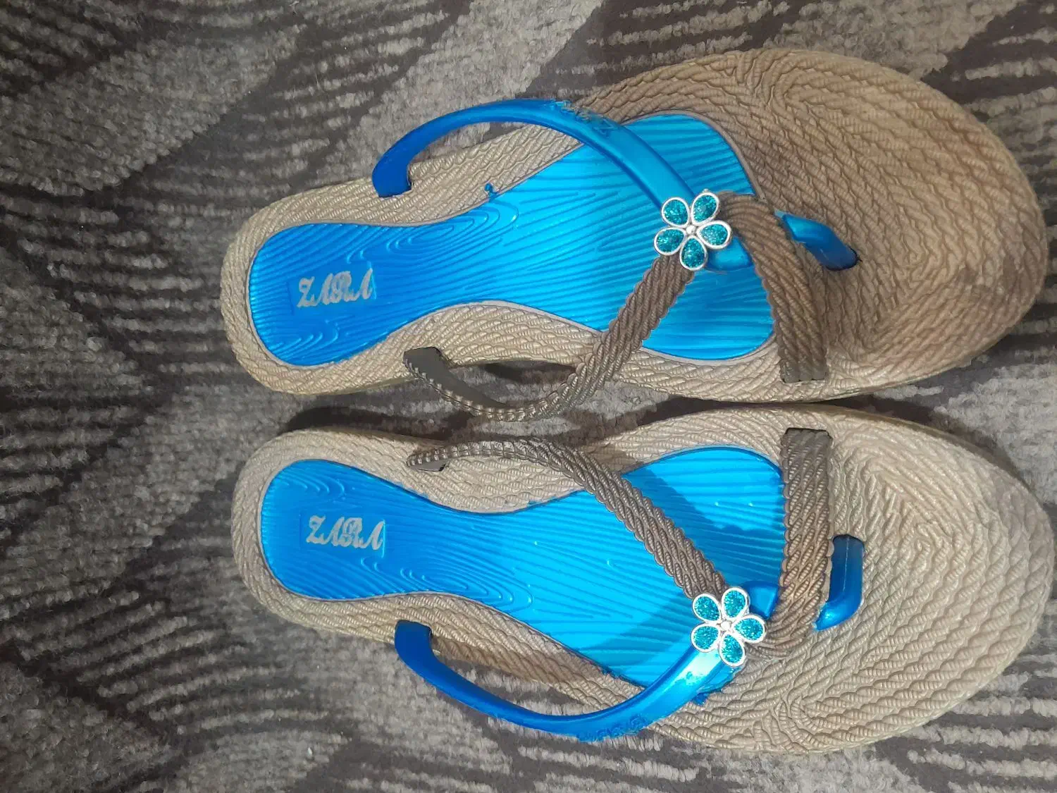 دمپایی|کیف، کفش، کمربند|اردبیل, |دیوار