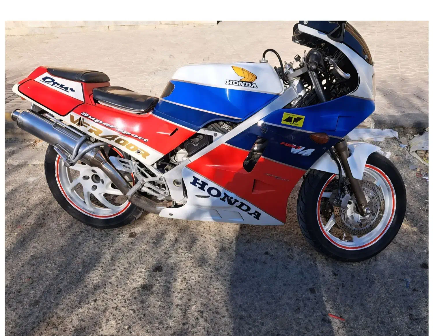 VFR400|موتورسیکلت|تهران, حکیمیه|دیوار