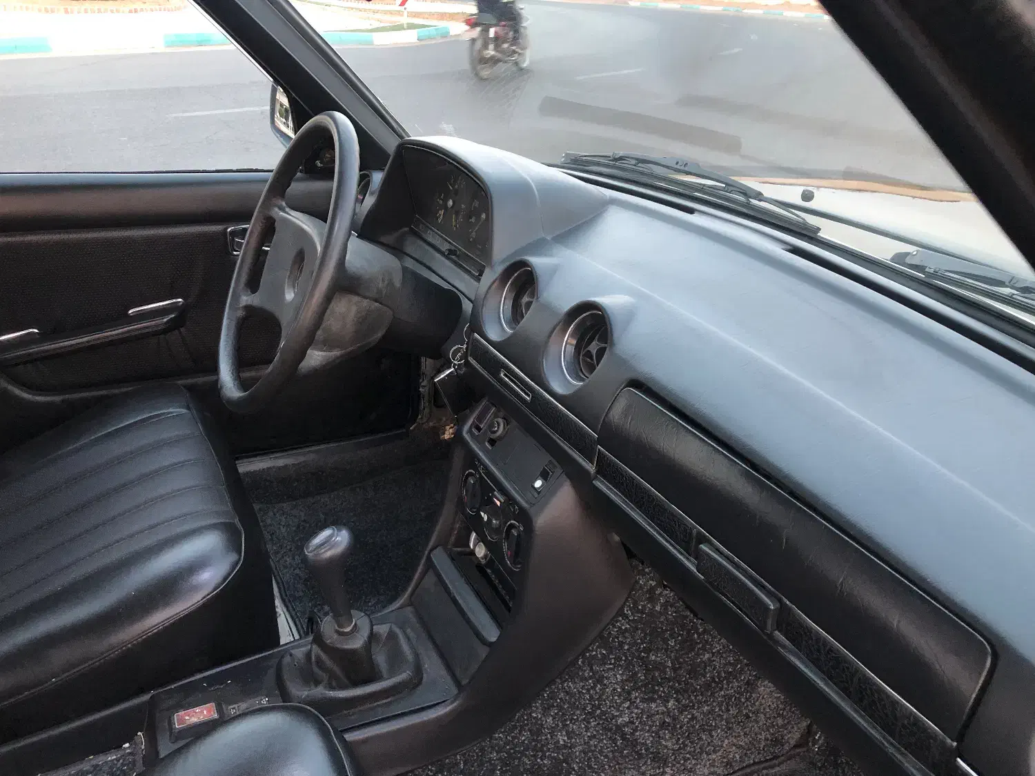 بنز 230 دانشجویی|خودرو کلاسیک|یزد, |دیوار