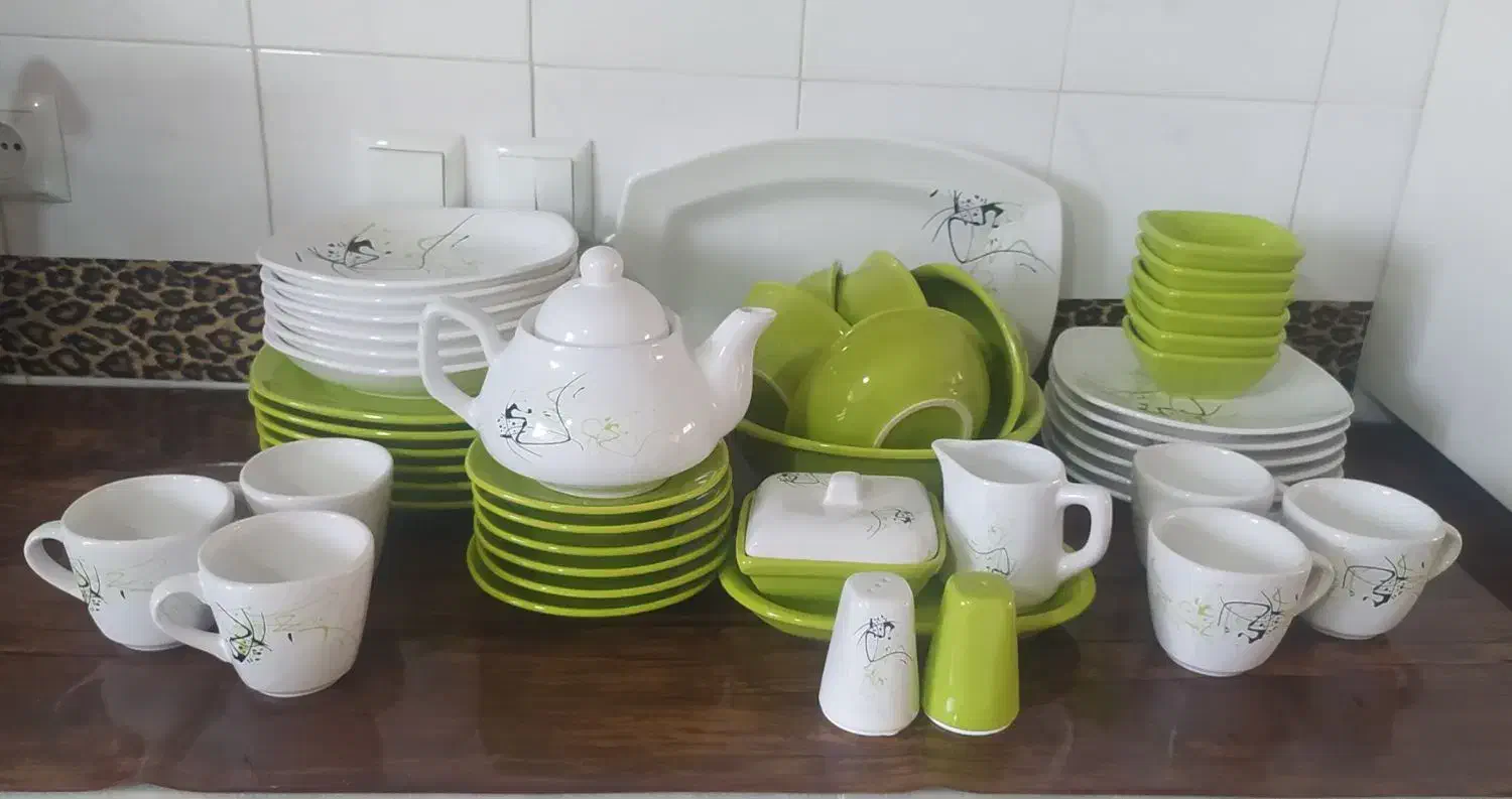 سرویس صبحانه خوری|ظروف سرو و پذیرایی|فولادشهر, A6|دیوار