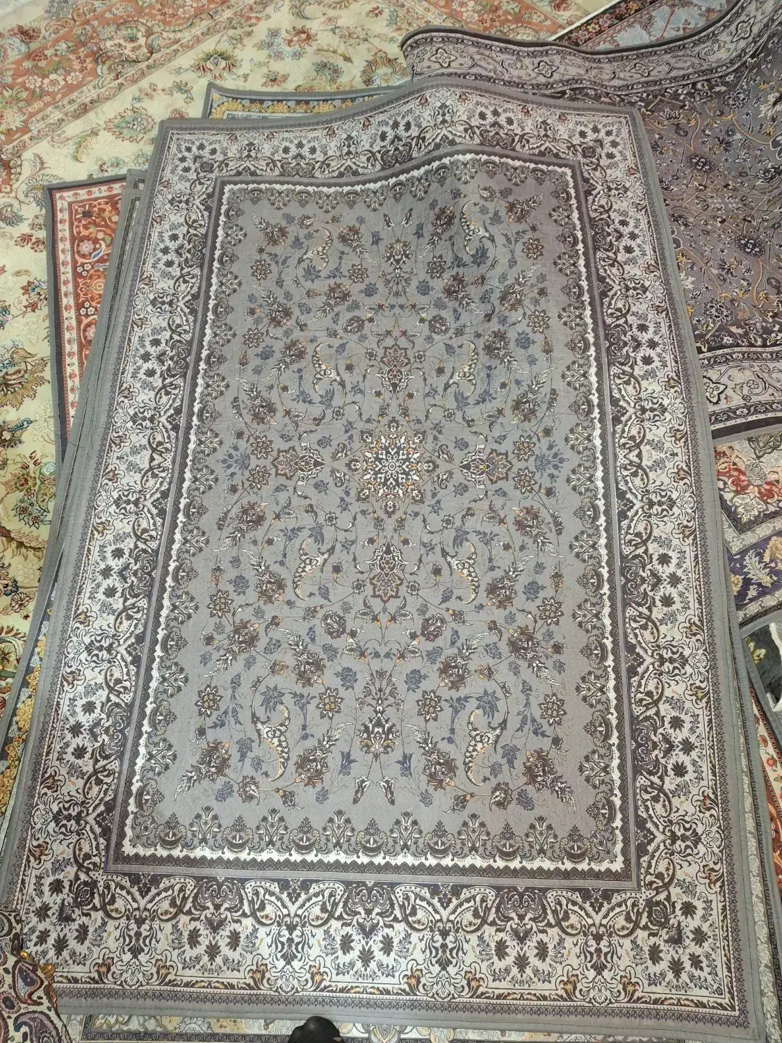 فرشینه پشت استپ دار (ضد لغزش و ضد آب)|فرش|مشهد, عبادی|دیوار