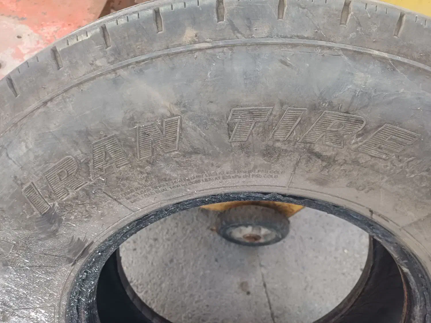 لاستیک عقب نیسان|قطعات یدکی و لوازم جانبی|خاوران, |دیوار