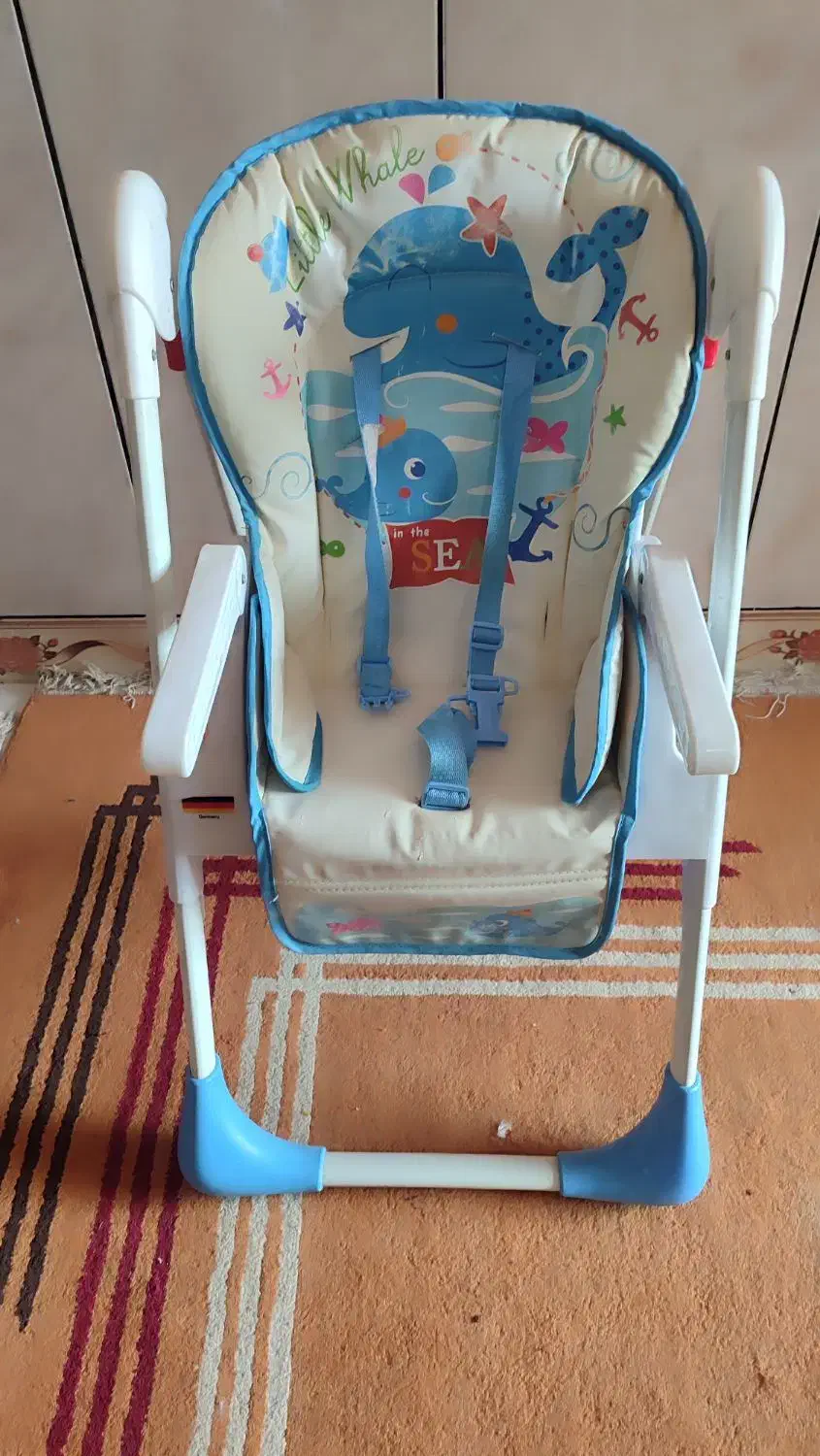 صندلی کودک|تخت و صندلی بچه|بندر ماهشهر, |دیوار