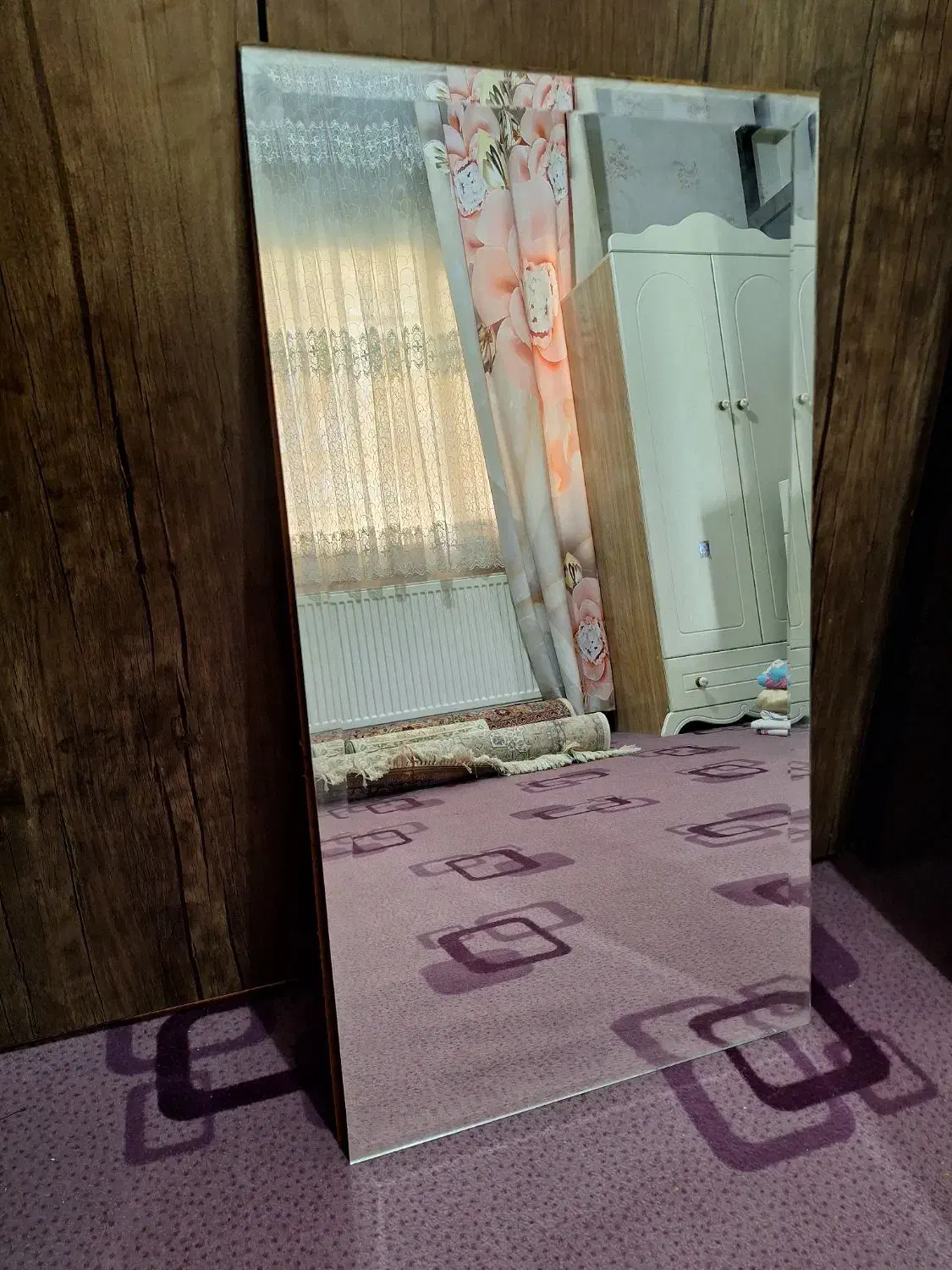 آینه|آینه|دورود, |دیوار