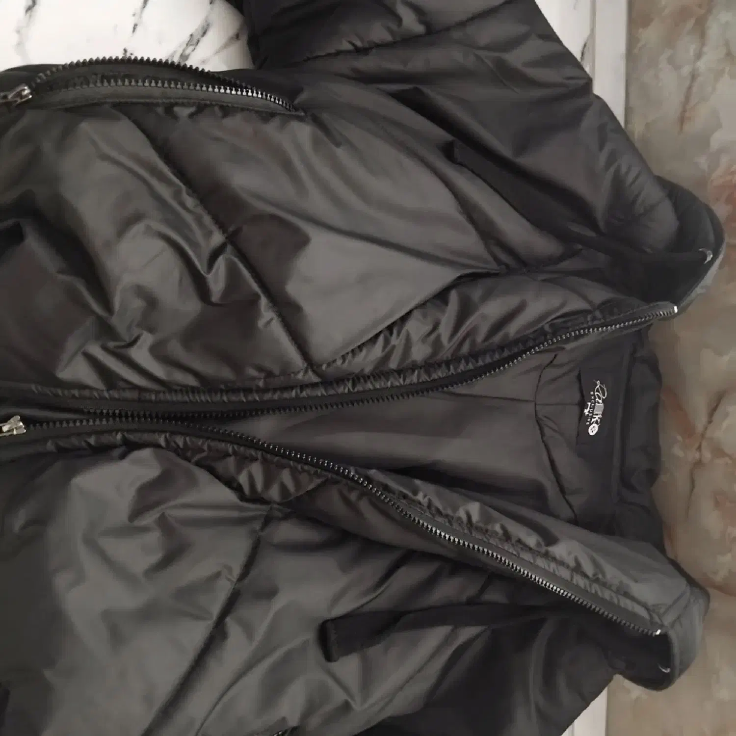 کاپشن نو|لباس|کامیاران, |دیوار