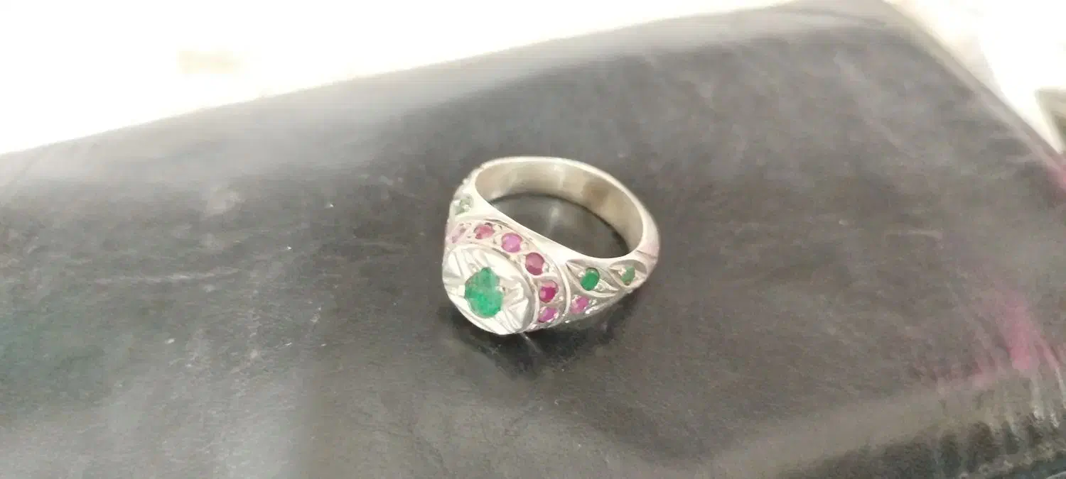 انگشتر زمرد|جواهرات|قم, مهدیه|دیوار