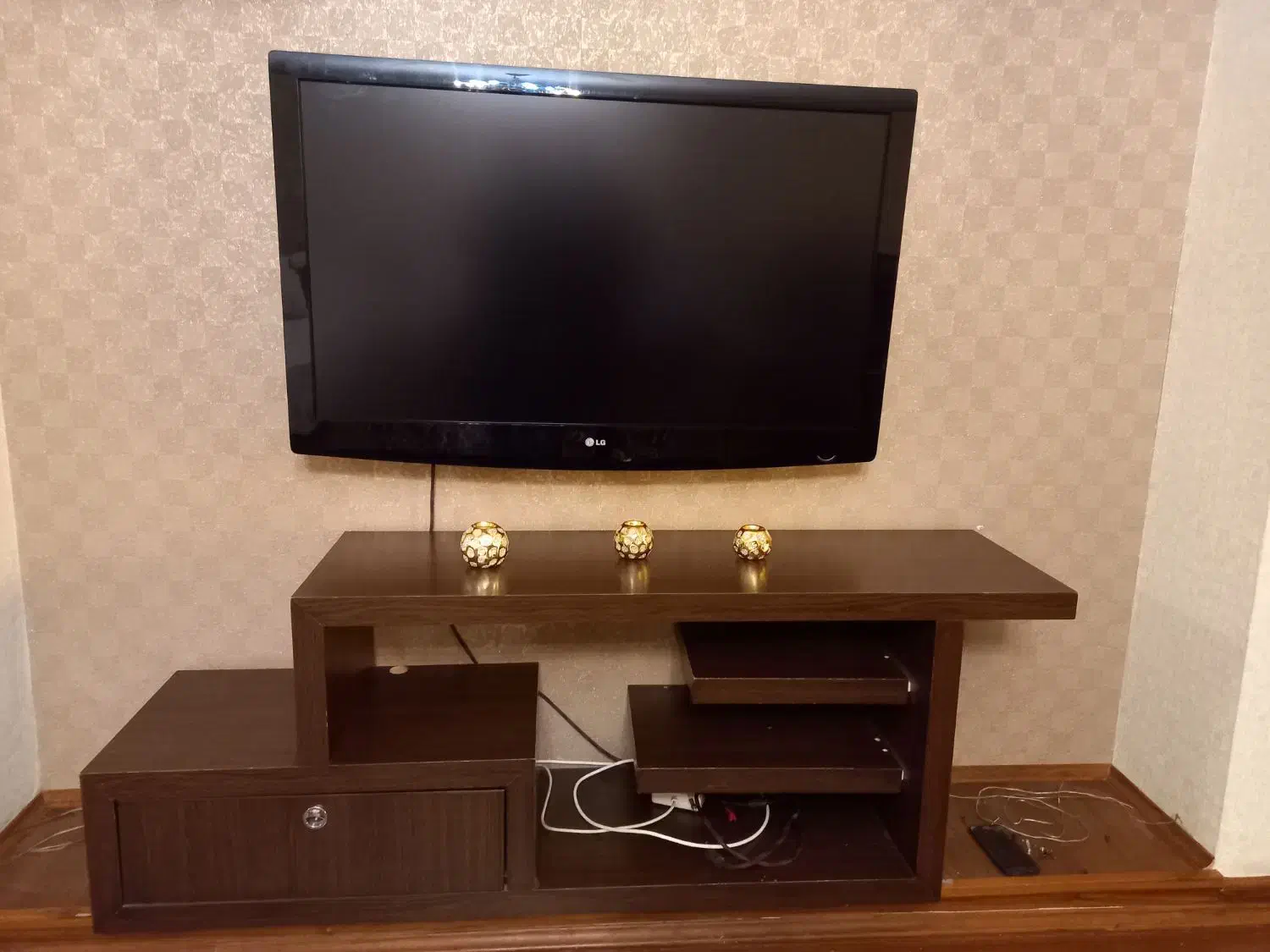 تلویزیون ال سی دی الجی|تلویزیون و پروژکتور|اصفهان, دشتستان|دیوار