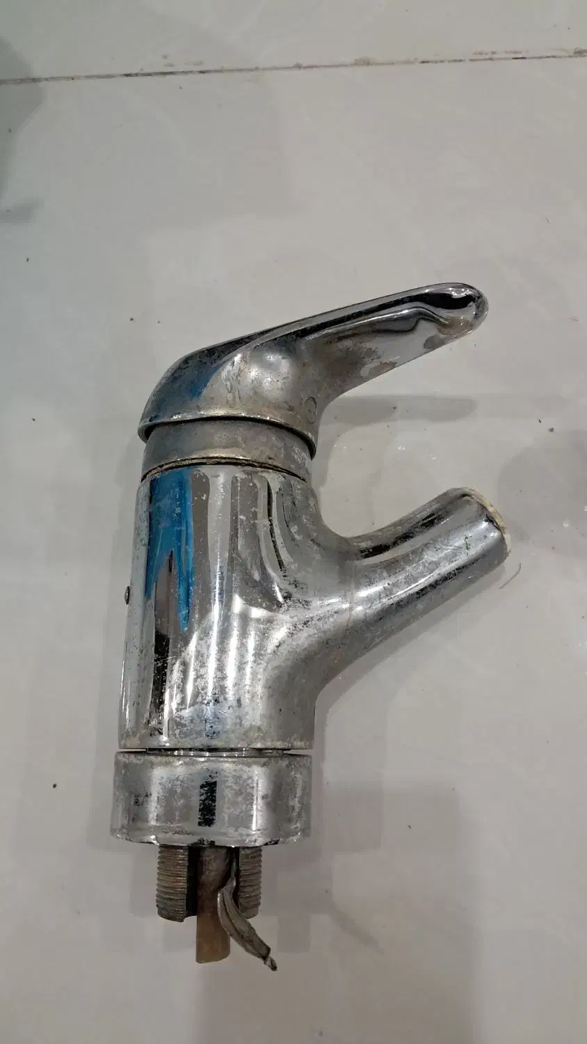 شیر ظرفشویی وشیر توالت|لوازم سرویس بهداشتی|پرند, فاز ۶|دیوار