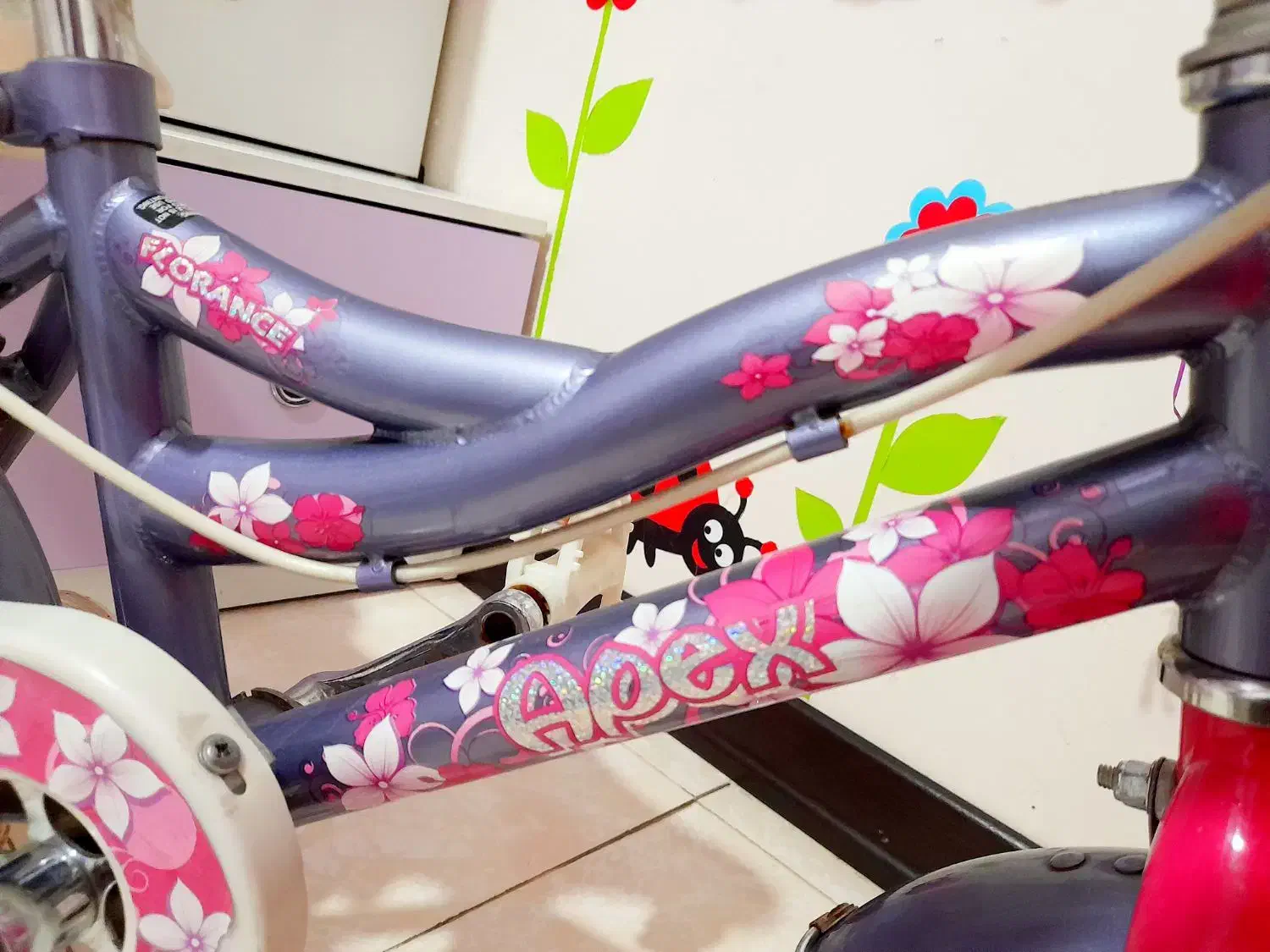 دوچرخه خارجی برند اپکس سایز ۱۲ مناسب هدیه|دوچرخه، اسکیت، اسکوتر|پردیس, فاز ۳|دیوار