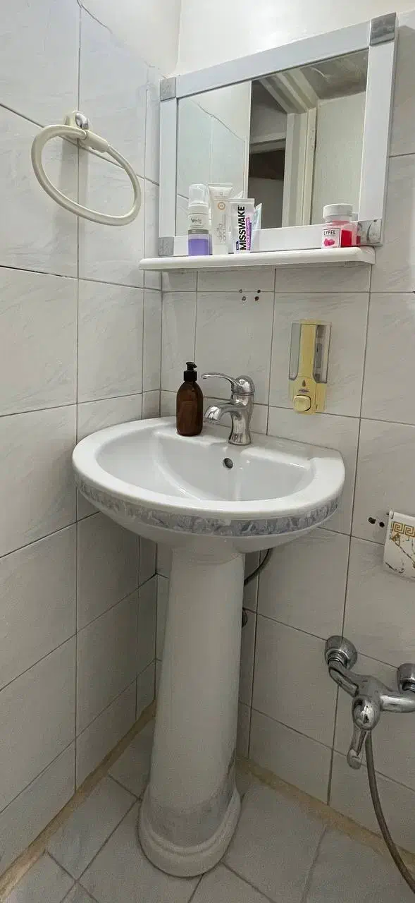 روشویی و آینه|لوازم سرویس بهداشتی|فردیس, شهرک ۱۱۰|دیوار