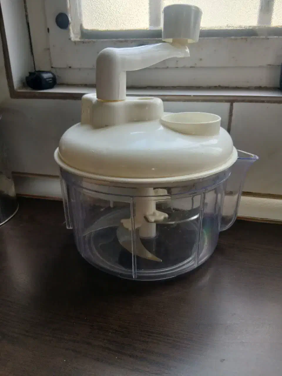 خورد کن. 250000|خردکن، آسیاب، غذاساز|قم, قلعه کامکار|دیوار