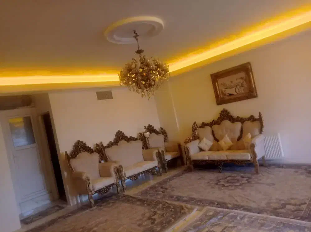 مبل 7نفره سلطنتی|مبلمان خانگی و میز عسلی|قرچک, قشلاق جیتو|دیوار