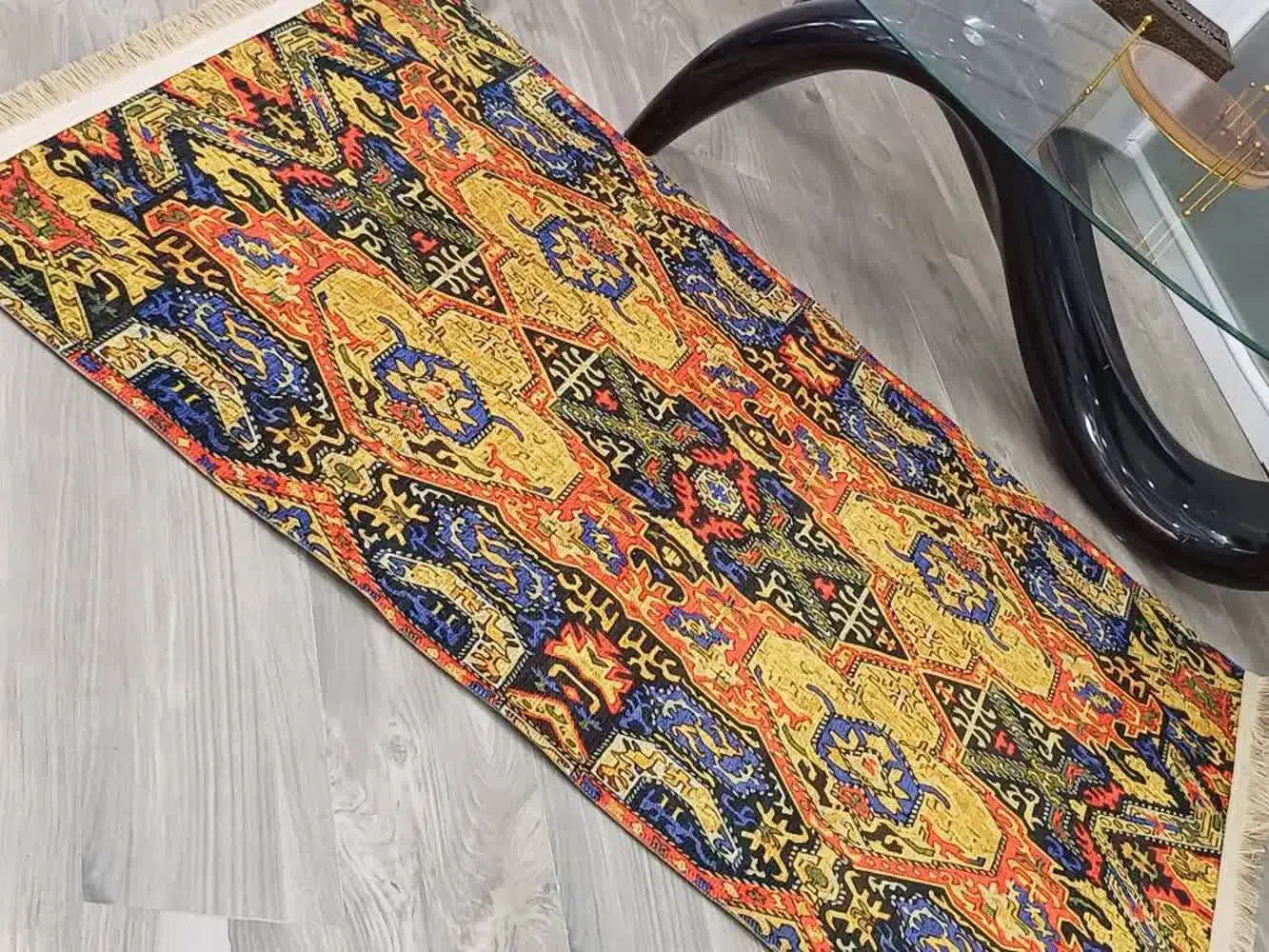 روفرشی|روفرشی|تربت جام, پاسداران|دیوار