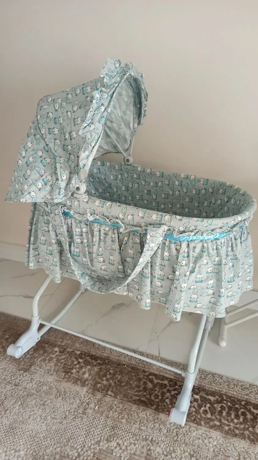 گهواره نوزاد|تخت و صندلی بچه|تهران, هروی|دیوار