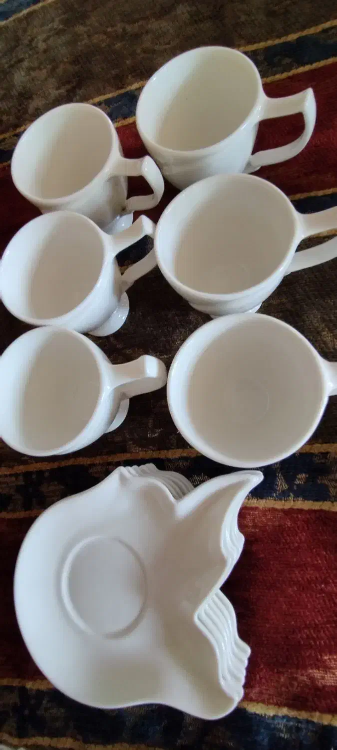 قهوه خوری سفید انتیک ۱۵ ساله|ظروف سرو و پذیرایی|رشت, کوی مهر|دیوار