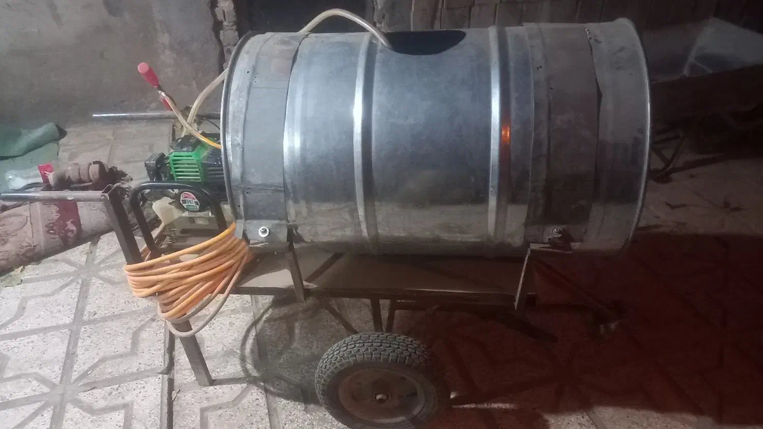 سمپاش|خدمات باغبانی و درختکاری|نیشابور, فردوسی جنوبی|دیوار