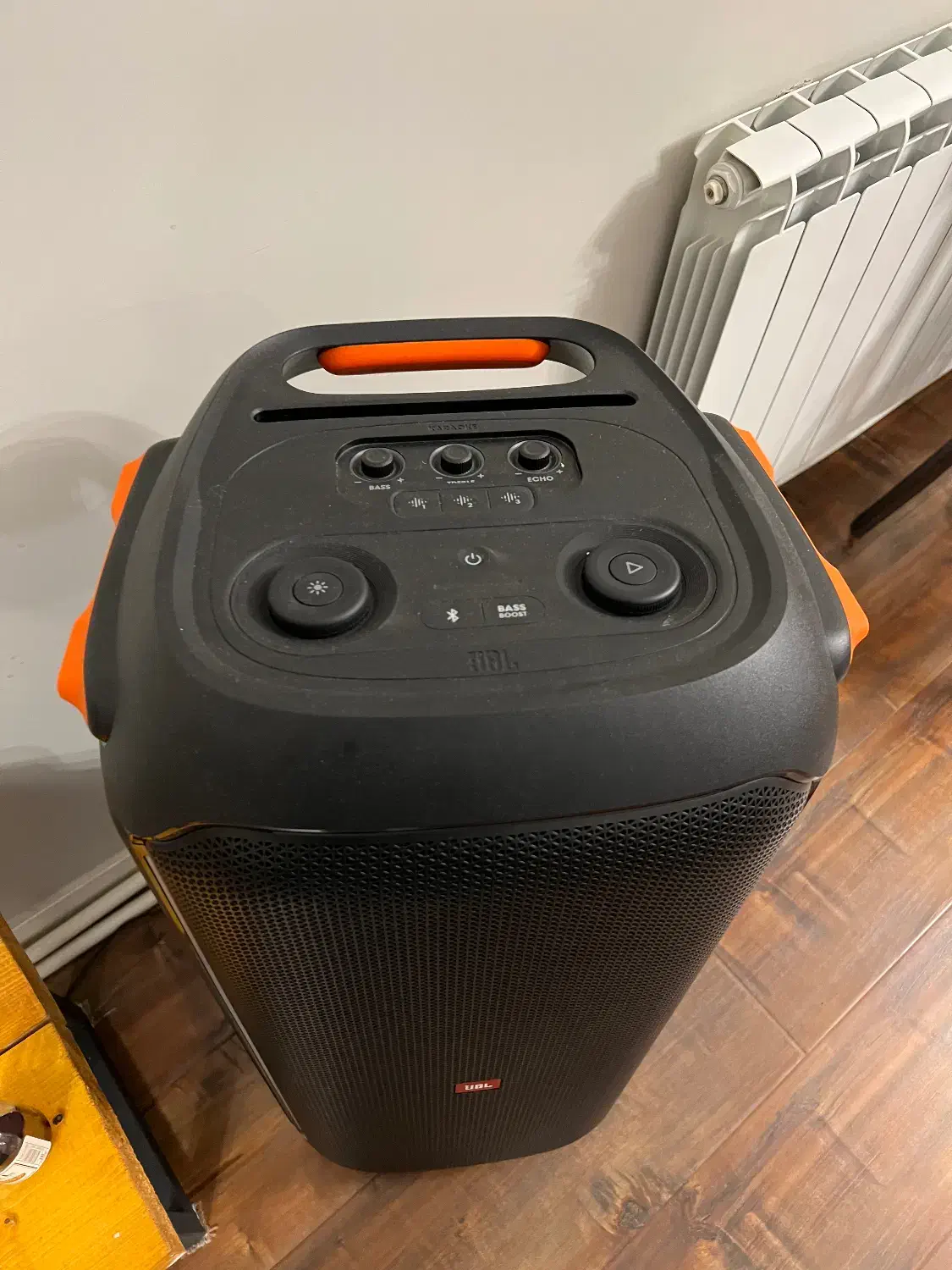 اسپیکر نو جی بی ال مدل ۷۱۰|سیستم صوتی خانگی|ساری, |دیوار