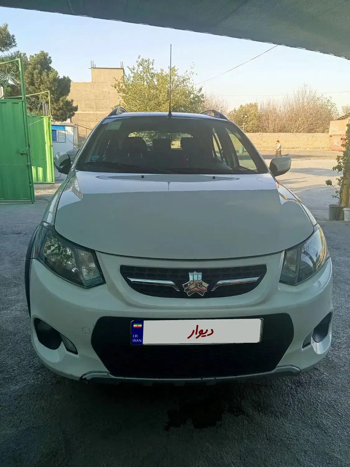 کوییک Rسفید  سقف مشکی مدل 1401|خودرو سواری و وانت|قدس, شهر‌قدس|دیوار