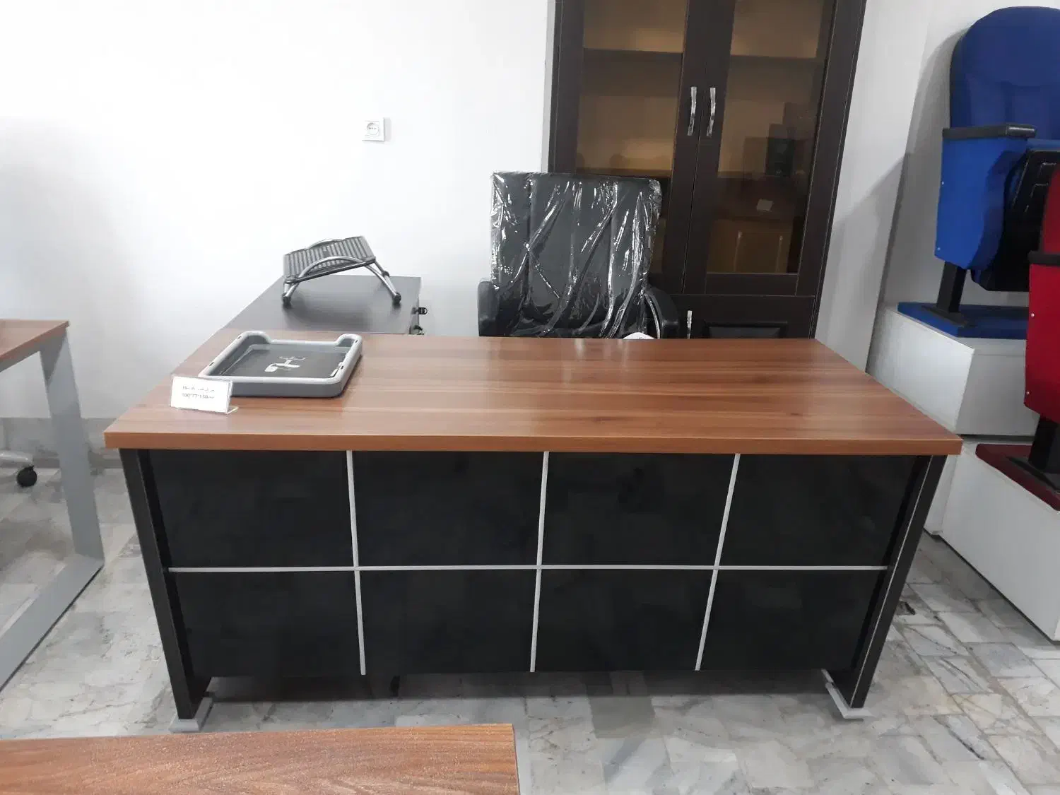 فروش تجهیزات آموزشی و اداری و لوازم مصرفی|مبلمان اداری|گرگان, |دیوار