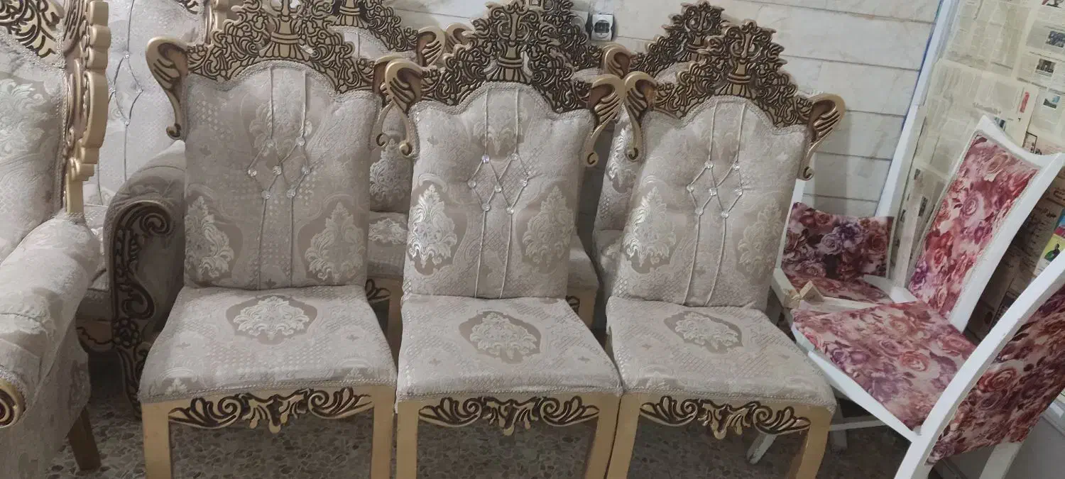 با سلام. تعدادی وسایل بعلت کمبود جا بفروش می‌رسد|مبلمان خانگی و میز عسلی|قیدار, |دیوار
