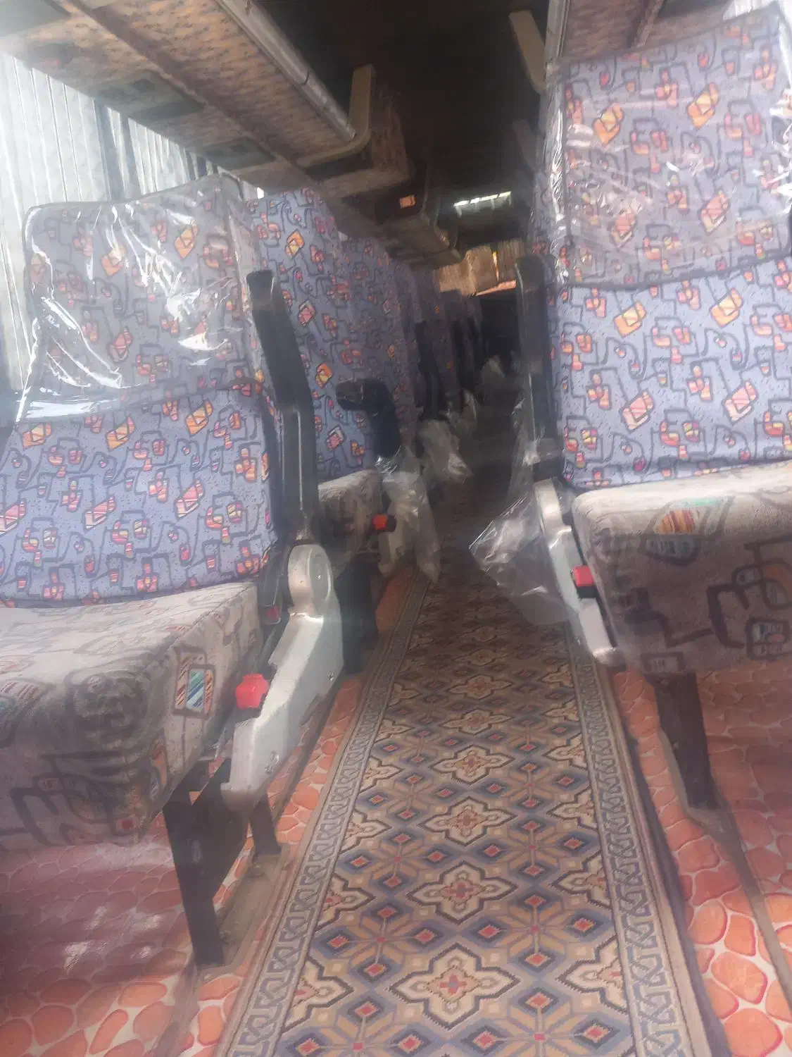 اتوبوس b12 مدل ۸۲|خودرو سنگین|رفسنجان, |دیوار