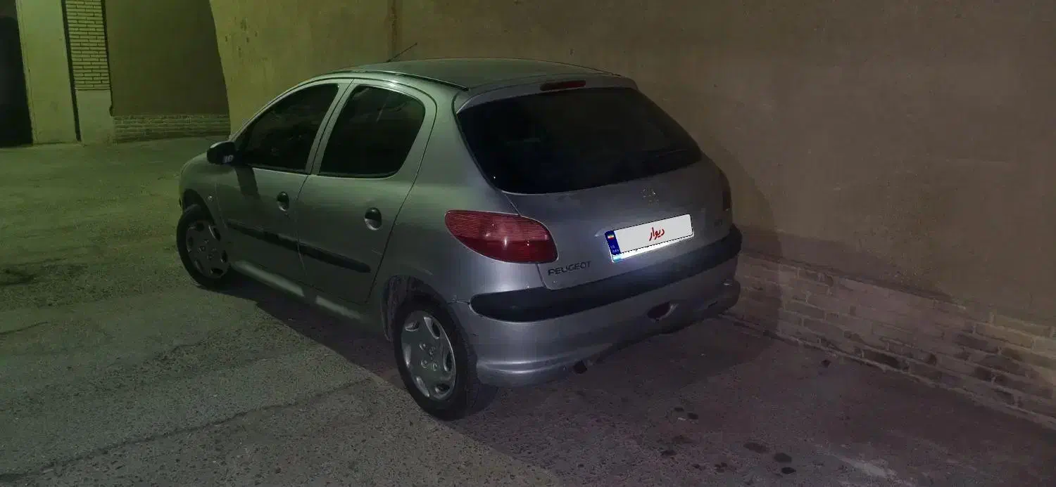 ۲۰۶ ۸۸ نقره ای|خودرو سواری و وانت|اردکان, |دیوار