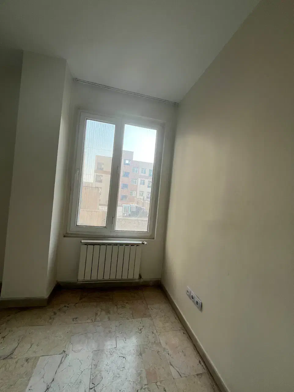 ۱۴۵ متری / دو پارکینگ / هم اداری هم مسکونی